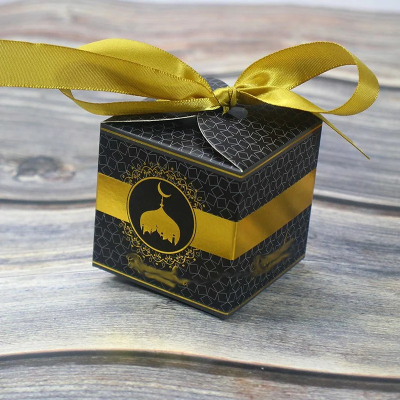 Ramadan Gift Box with Gold Ribbon 4ct photo 2